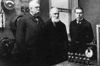 El origen de las frecuencias eléctricas